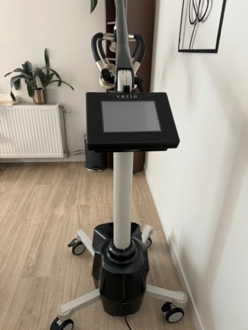 1349724-1 Fettreduceringslaser med öppna pulser – Erchonia Verjú, modell CLS