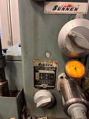 1373458-7 Honingsmaskin med tillbehör – Sunnen MBC-1802 inkl. verktyg och slipstavar