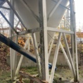 1420051-5 Cement silo with loading and unloading system