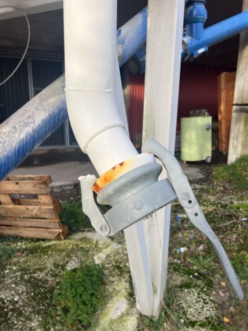 1420051-13 Cement silo with loading and unloading system