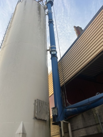 1420051-19 Cement silo with loading and unloading system