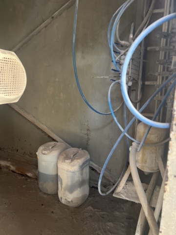 1420051-34 Cement silo with loading and unloading system