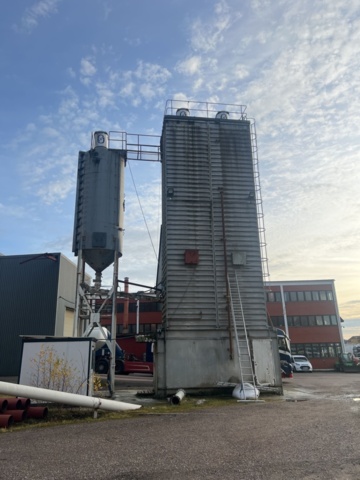1420051-40 Cement silo with loading and unloading system