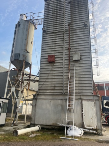1420051-41 Cement silo with loading and unloading system