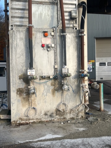 1420051-45 Cement silo with loading and unloading system