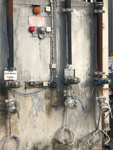 1420051-46 Cement silo with loading and unloading system