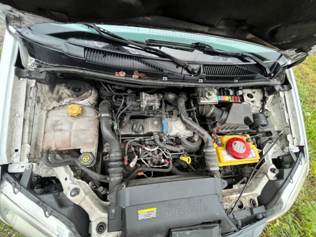 176457-11 Ford Transit Connect T220 1.8 TDCi Manuell, 90hk, 2008, Renoveringsobjekt