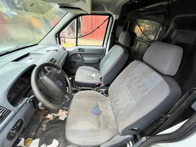 176457-15 Ford Transit Connect T220 1.8 TDCi Manuell, 90hk, 2008, Renoveringsobjekt