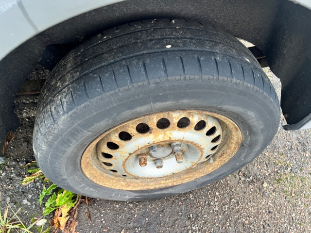 176457-18 Ford Transit Connect T220 1.8 TDCi Manuell, 90hk, 2008, Renoveringsobjekt