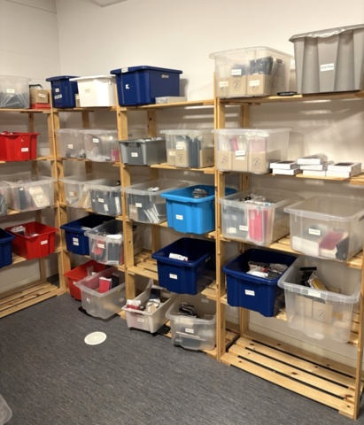 1070321-12 Mobilskal och mobilfodral - cirka 270 objekt