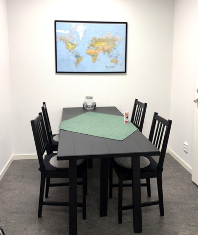 1070321-17 Mobilskal och mobilfodral - cirka 270 objekt