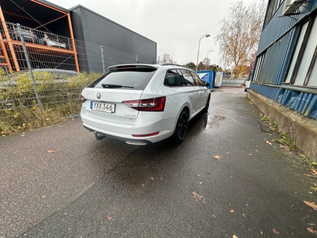 1159778-7 Škoda Superb Kombi 2.0 TDI 4x4 SCR DSG Sekventiell, 190hk, 2019