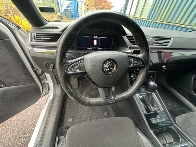 1159778-19 Škoda Superb Kombi 2.0 TDI 4x4 SCR DSG Sekventiell, 190hk, 2019