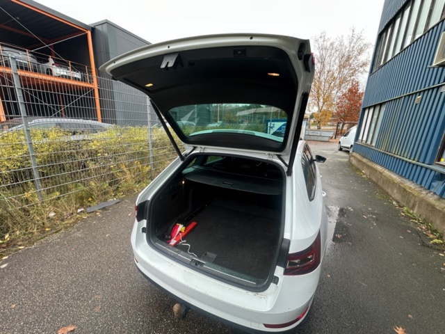 1159778-23 Škoda Superb Kombi 2.0 TDI 4x4 SCR DSG Sekventiell, 190hk, 2019