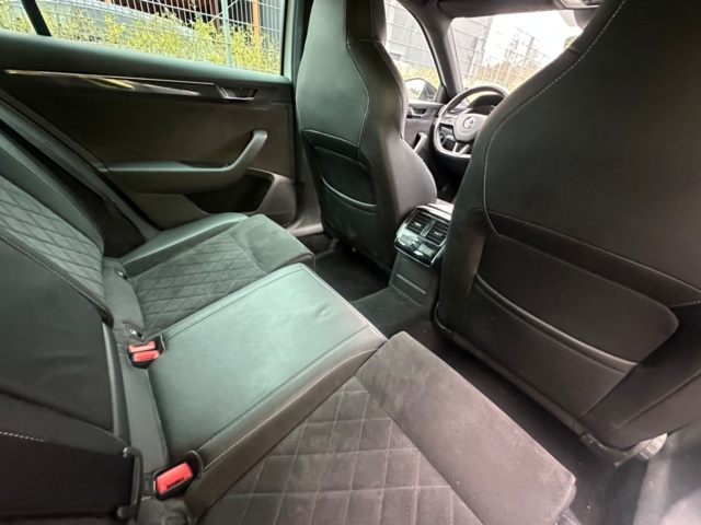 1159778-26 Škoda Superb Kombi 2.0 TDI 4x4 SCR DSG Sekventiell, 190hk, 2019