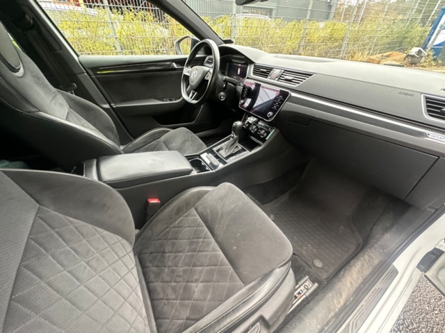 1159778-31 Škoda Superb Kombi 2.0 TDI 4x4 SCR DSG Sekventiell, 190hk, 2019