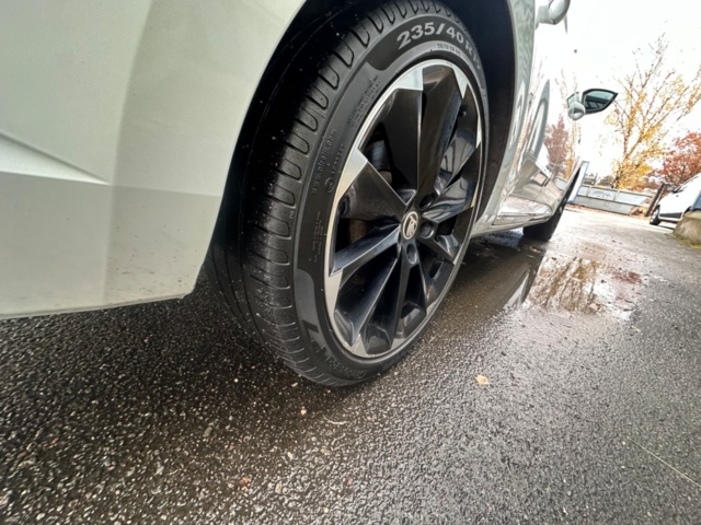 1159778-33 Škoda Superb Kombi 2.0 TDI 4x4 SCR DSG Sekventiell, 190hk, 2019