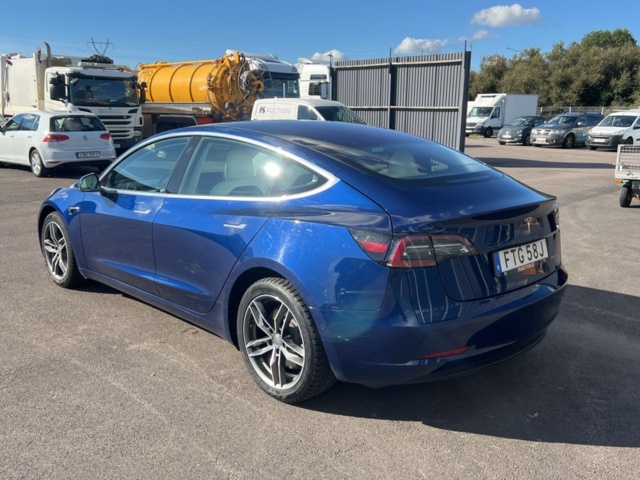 1440583-3 Tesla Model 3 Long Range AWD, 440hp -2019