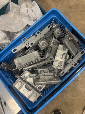 1431429-3 Various fasteners and installation materials for solar panels - 6 pallets