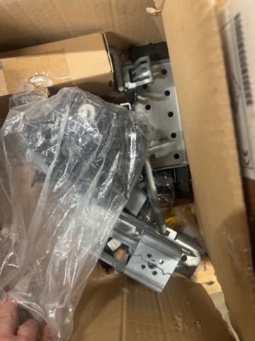 1431429-12 Various fasteners and installation materials for solar panels - 6 pallets