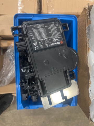 1431429-14 Various fasteners and installation materials for solar panels - 6 pallets