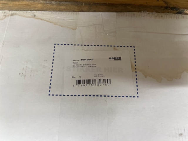 1431429-21 Various fasteners and installation materials for solar panels - 6 pallets