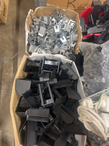 1431429-24 Various fasteners and installation materials for solar panels - 6 pallets