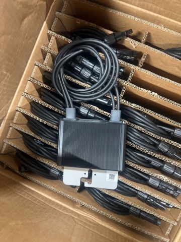 1431429-29 Various fasteners and installation materials for solar panels - 6 pallets