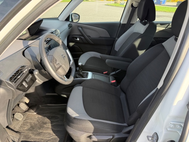 1440096-12 Citroën C4 Picasso 1.6 VTi Manuell, 120hk, 2014