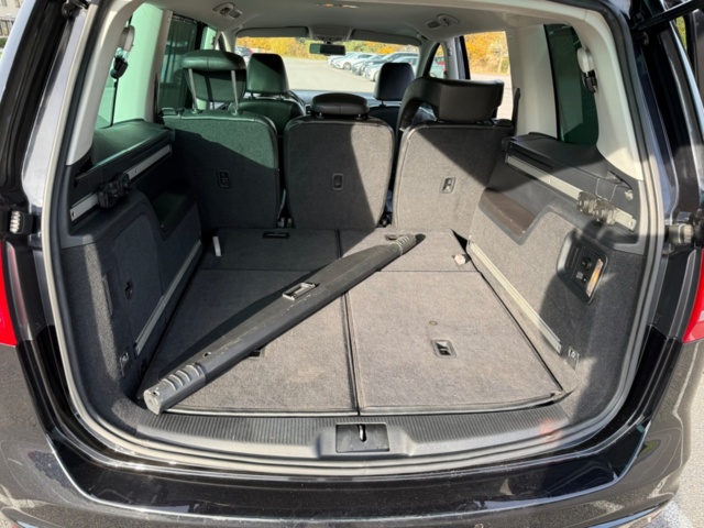 1440097-10 Volkswagen Sharan 7-sitts 2.0 TDI DPF BMT DSG Sekventiell, 170hk, 2011