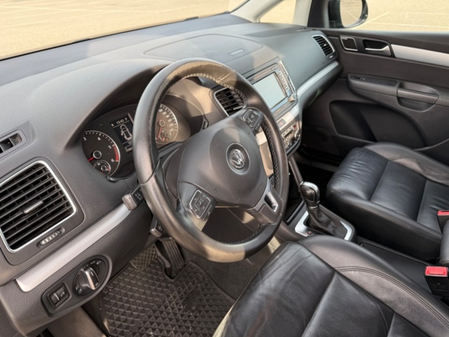 1440097-16 Volkswagen Sharan 7-sitts 2.0 TDI DPF BMT DSG Sekventiell, 170hk, 2011