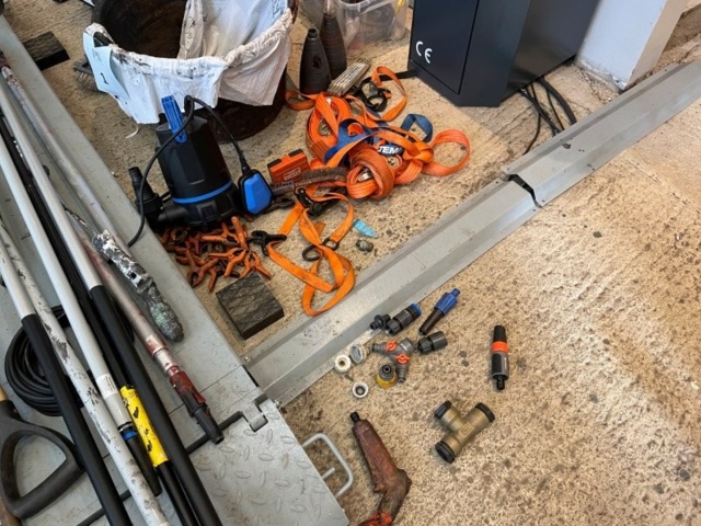 1426181-2 Redskap och verktyg