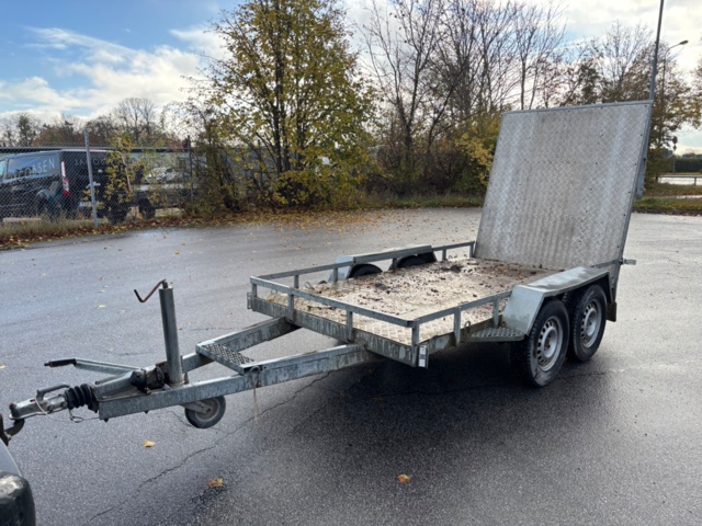 918908-1 Maskintrailer - CO Släpet 2000