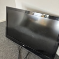 1372958-7 2 LG TVs (42" & 50") + Yamaha speaker system YST-SW215