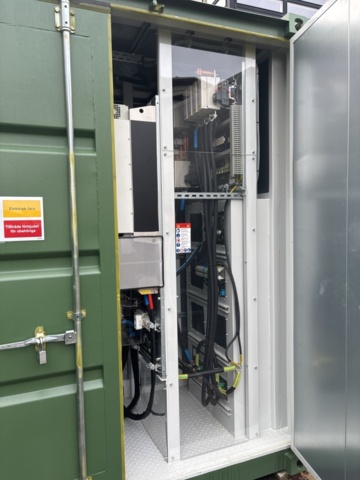 1131577-22 Energilager - xelectrix Power Box XPB Unlimited M10 (XPB-U150-240-M10)