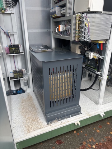 1131577-26 Energilager - xelectrix Power Box XPB Unlimited M10 (XPB-U150-240-M10)