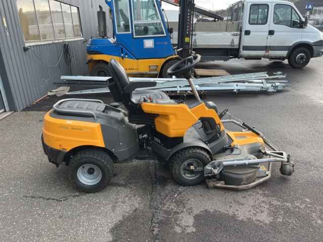 1069054-6 Åkgräsklippare med frontmonterat klippaggregat, Stiga Park Pro 740 IOX