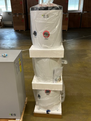 1440743-4 9 kW luft/vatten värmepump från Energy Save med stor 250L varmvattenstank L62