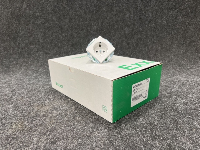 1440520-2 10 st Vägguttag 1-vägs Schneider Electric Exxact