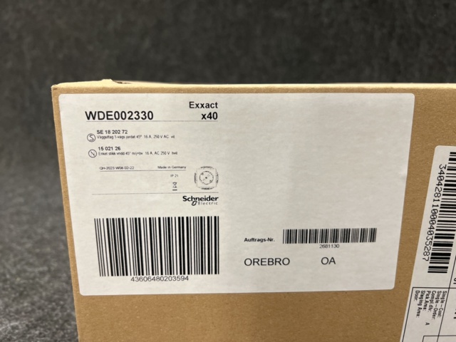 1440533-3 40 st Vägguttag 1-vägs Schneider Electric Exxact