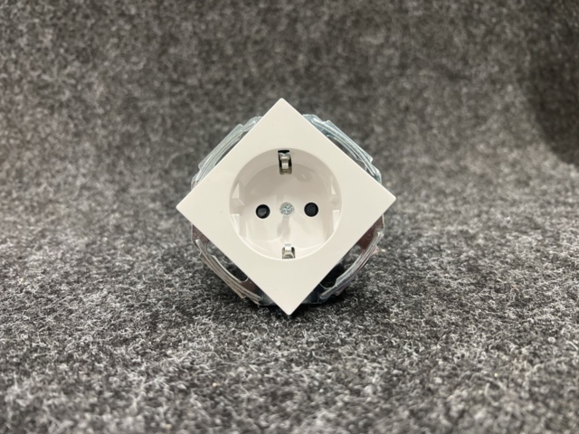 1440533-6 40 st Vägguttag 1-vägs Schneider Electric Exxact