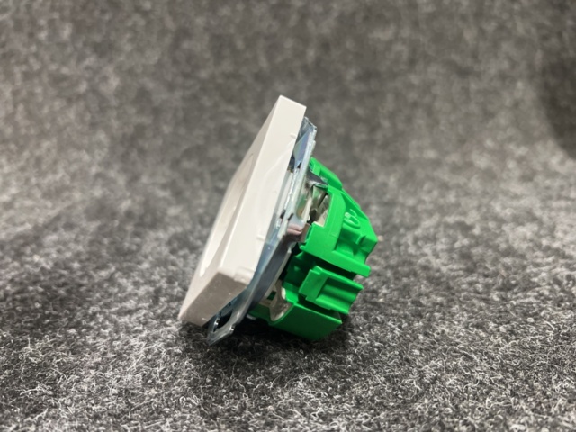 1440534-7 40 pcs Wall socket 1-way Schneider Electric Exxact