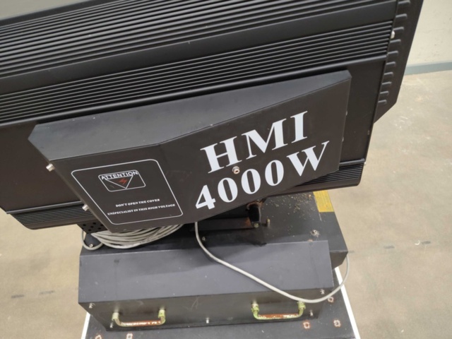 1440388-3 Spotlight / Floodlight HMI 4000W – Skytracker with case