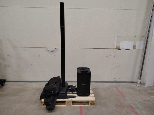 1440366-1 Speaker system – Bose, L1 Model II with B2 bass module, ToneMatch