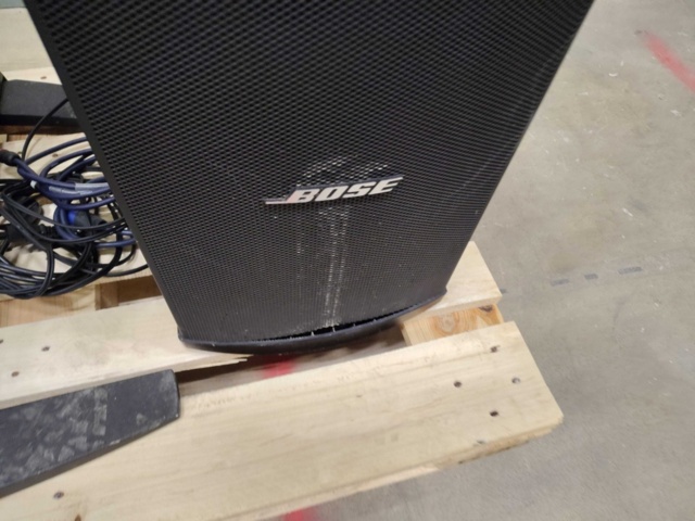 1440366-4 Speaker system – Bose, L1 Model II with B2 bass module, ToneMatch