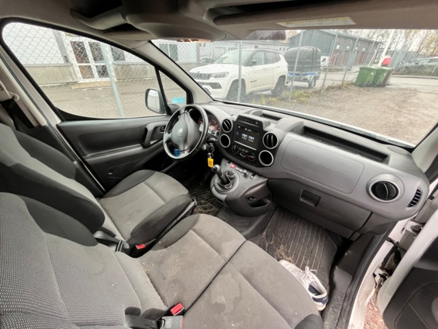 1441402-12 Peugeot Partner Van Utökad Last 1.6 BlueHDi Manuell, 99hk, 2017