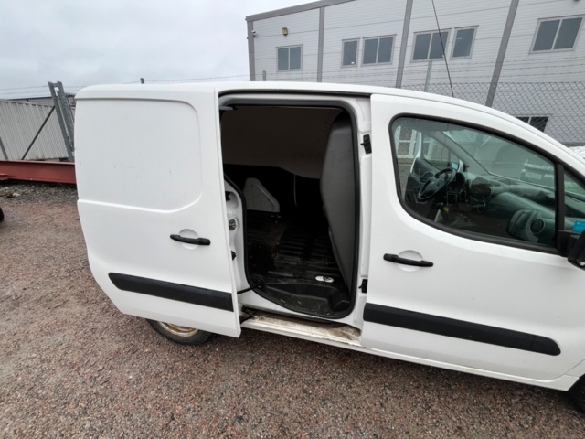 1441402-22 Peugeot Partner Van Utökad Last 1.6 BlueHDi Manuell, 99hk, 2017