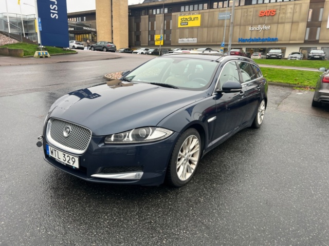 1274829-1 Jaguar XF Sportbrake 2.2 TDi4 - 2013 (Repair item)