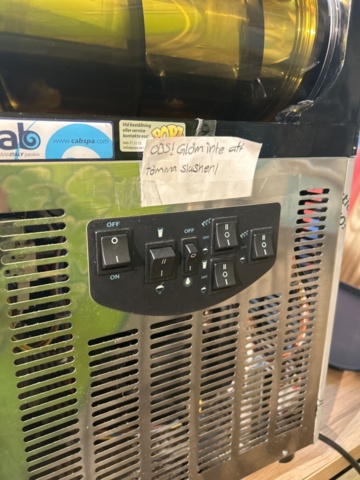 1427462-9 Slushmaskin med 3 behållare - New Faby 3 -2022