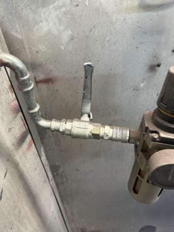 1305232-16 Komplett billackeringsanläggning med ventilationssystem och separat teknikrum